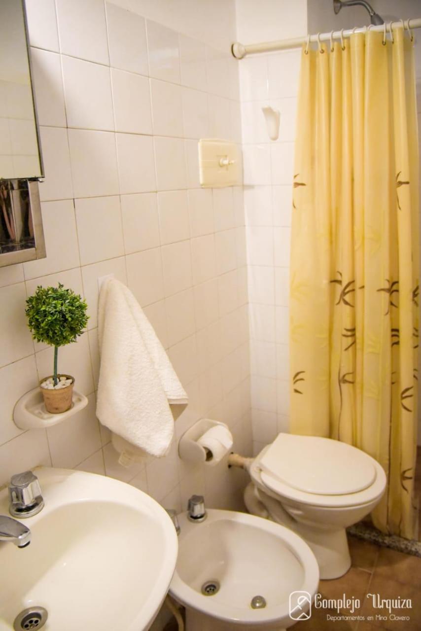 דירות מינה קלאוורו Complejo Urquiza Departamentos מראה חיצוני תמונה